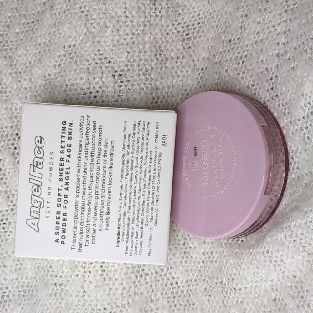 TYS BEAUTY Angel Face Setting Powder in Dream, 9g/0.31oz - Picture 7 of 10